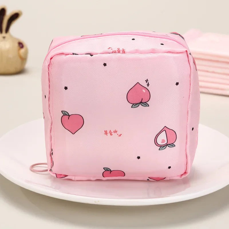 Women Sanitary Napkin Tampon Storage Bag Portable Waterproof Organizer Pouch Cartoon Pattern Sanitary Napkin Bag