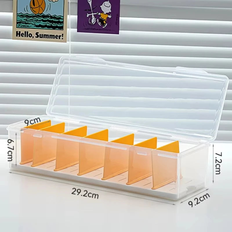 Transparent plastic storage box, capable of holding 550+gaming cards, used for storing PTCG/MTG cards