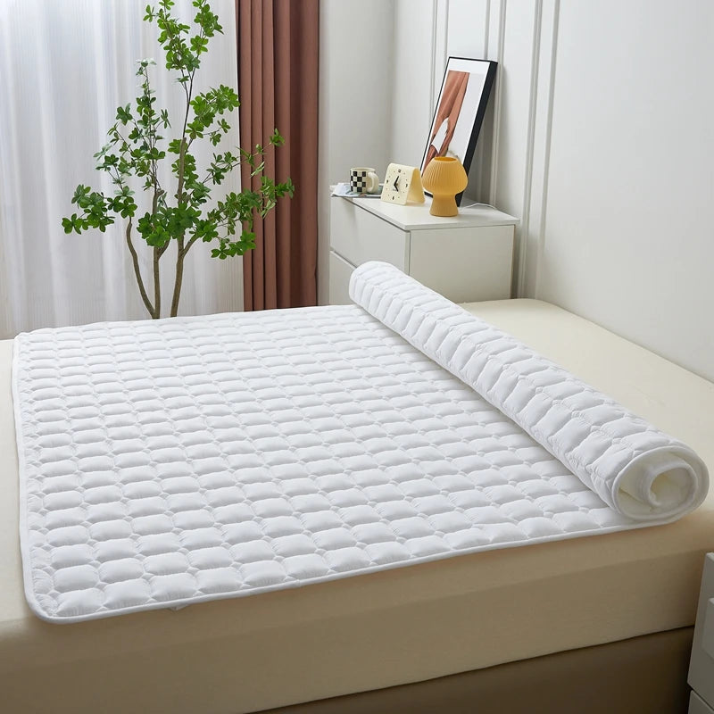 Waterproof Quilted Mattress Protector Cover Thickened Breathable Mattress Topper for Single or Double Bed