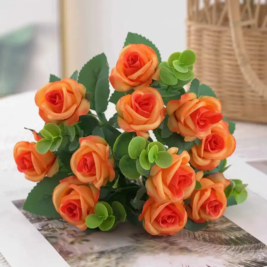 Artificial Flowers Vase for Home Decor Outdoor Garden Christmas Eucalyptus Leaves Fake Plants Wedding Party Silk Roses Bouquet