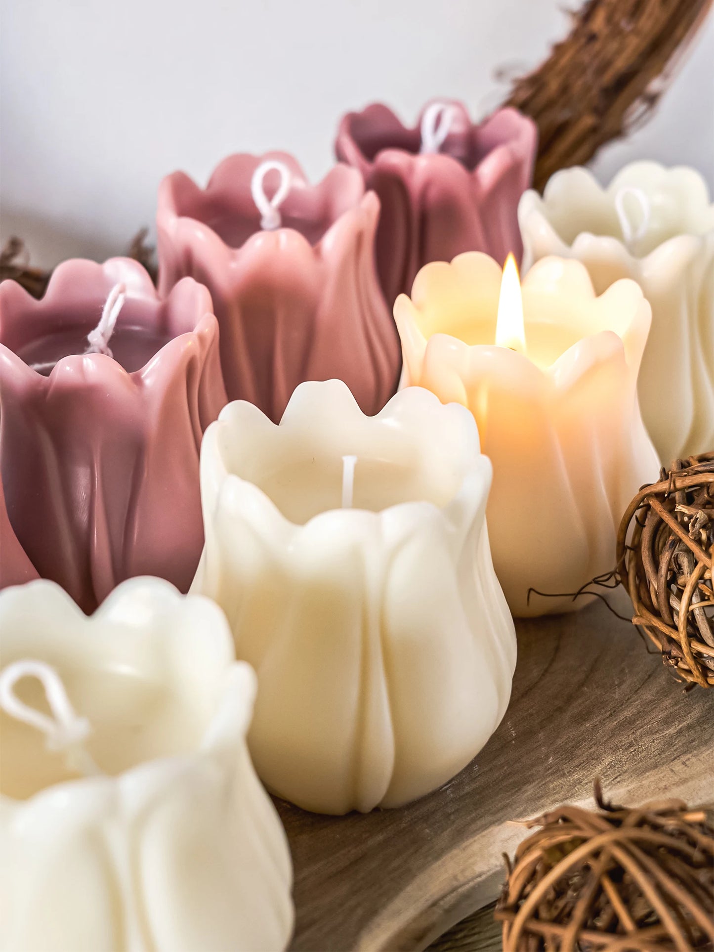 3D Tulip Flower Candle Mold Aromatherapy Candle Making DIY Handmade Soap Candlestick Resin Silicone Molds Home Decor Wedding Gif