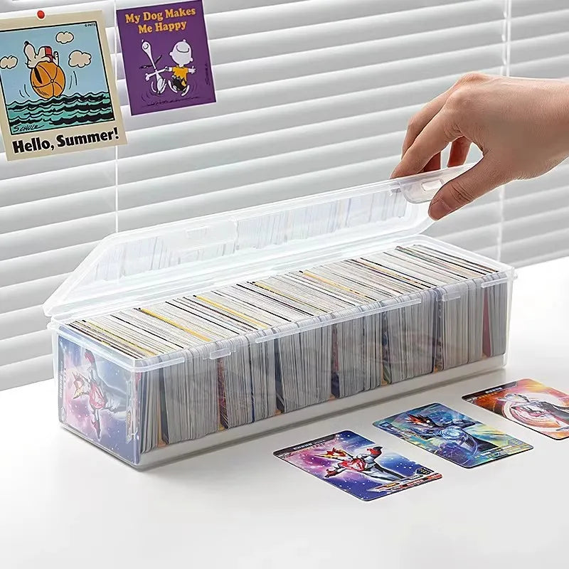 Transparent plastic storage box, capable of holding 550+gaming cards, used for storing PTCG/MTG cards