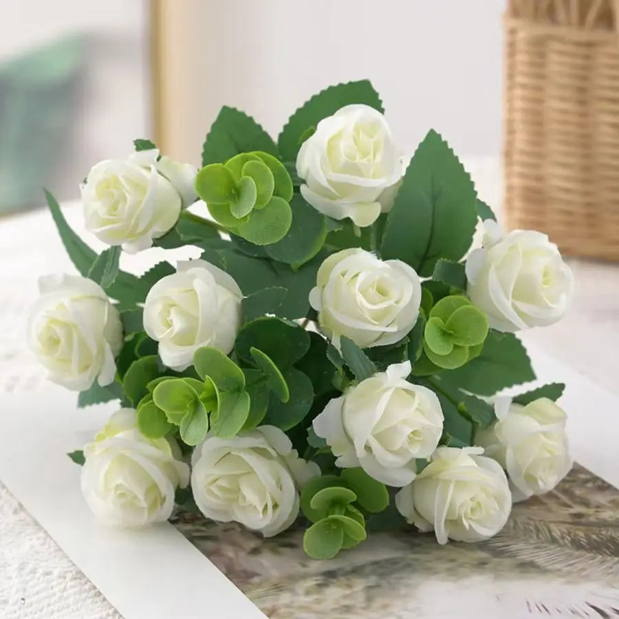 Artificial Flowers Vase for Home Decor Outdoor Garden Christmas Eucalyptus Leaves Fake Plants Wedding Party Silk Roses Bouquet