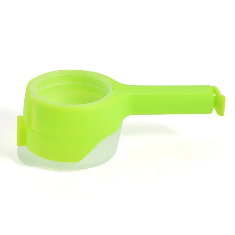 Snack Sealing Clip Fresh Keeping Sealer Clamp Plastic Food Saver Travel Kitchen Gadgets Seal Pour Food Storage Bag Cap Clip