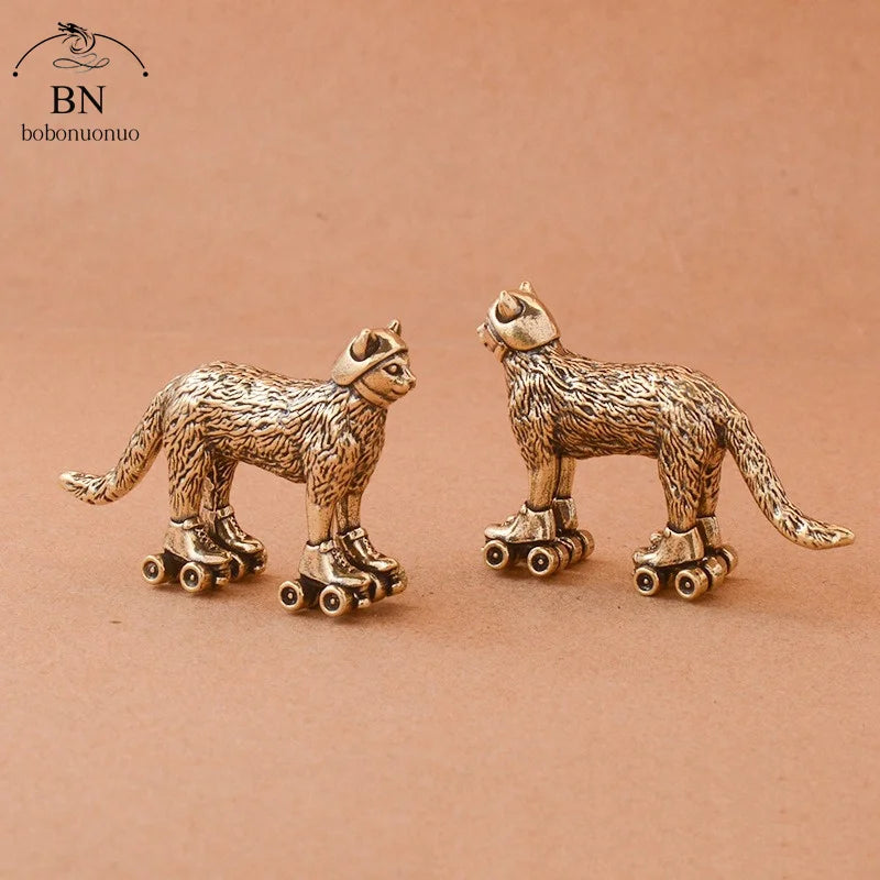 Copper Ski cat Small Ornaments Solid Brass Antique Animal Sculpture Crafts Desk Tea Table Decoration Home Decor for Living Room