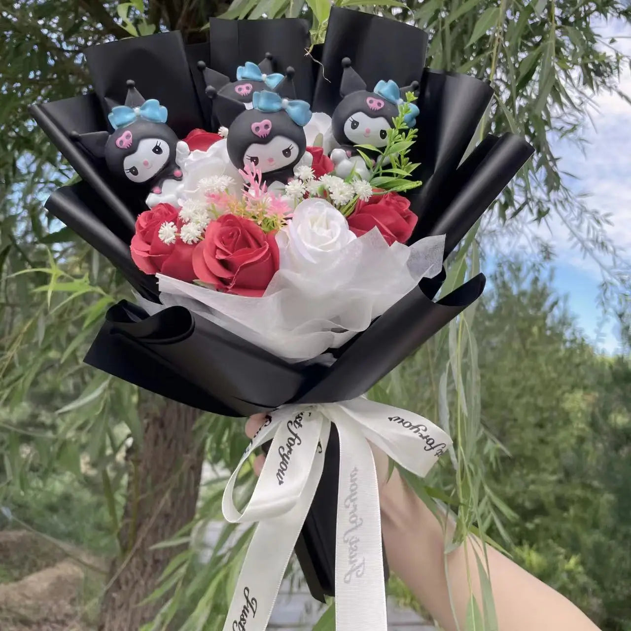 Kawaii Hello Kitty Cat Dolls With Artificial Flowers Creative Bouquet Christmas Valentine Birthday Graduation Gifts
